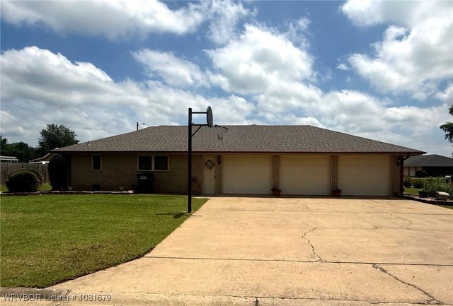 400 Fryar Drive, Sallisaw, OK 74955