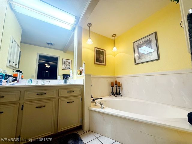 400 Fryar Drive, Sallisaw, OK 74955