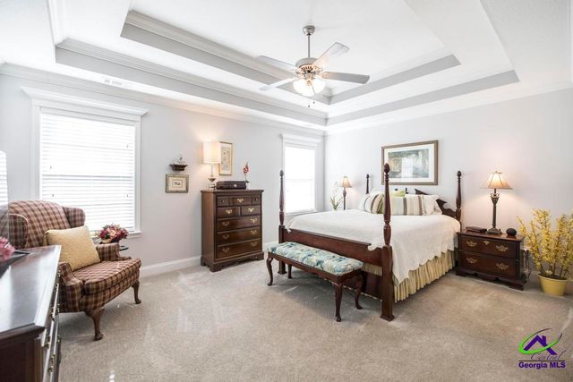 420 Lamplight Dr, Byron, GA 31008