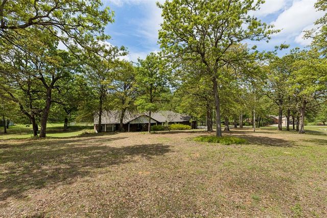 10331 Black Oaks Drive, Oklahoma City, OK 73165