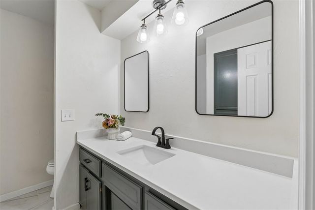 10331 Black Oaks Drive, Oklahoma City, OK 73165