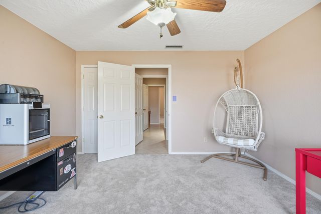 1102 Poplar Street, Levelland, TX 79336