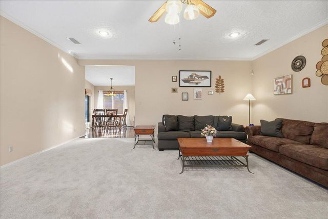 1102 Poplar Street, Levelland, TX 79336