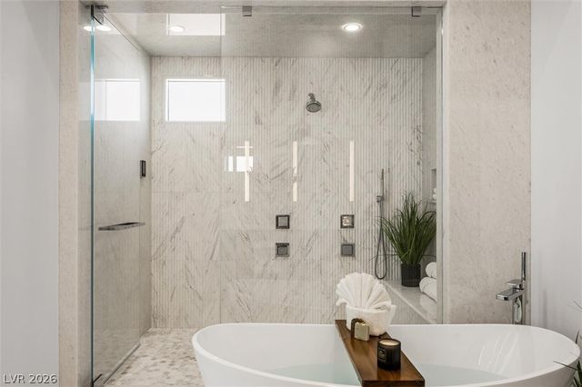 11 Hawkeye Lane, Las Vegas, NV 89135