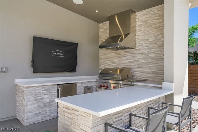 11 Hawkeye Lane, Las Vegas, NV 89135