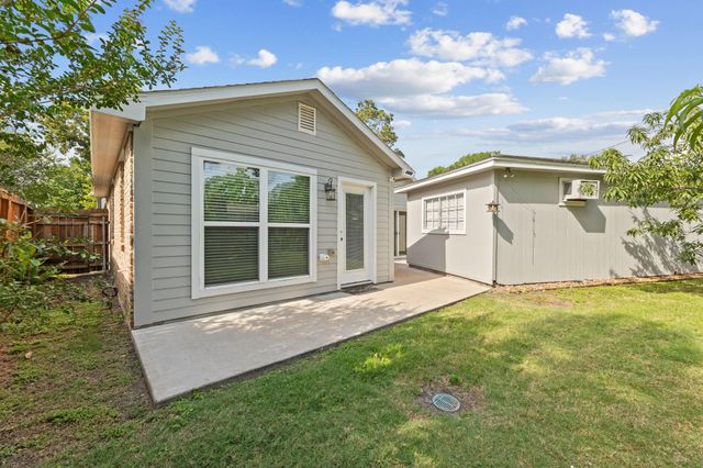 9410 Fairdale Lane, Houston, TX 77063