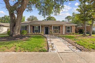 9410 Fairdale Lane, Houston, TX 77063