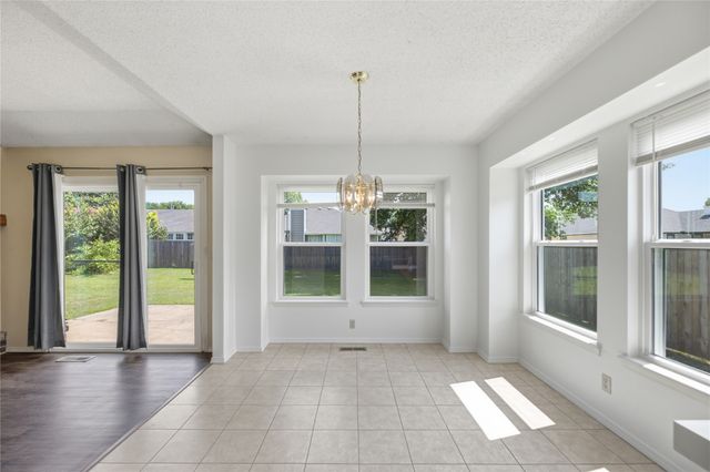 2228 W Natchez Street, Broken Arrow, OK 74011
