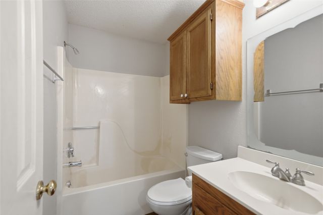 2228 W Natchez Street, Broken Arrow, OK 74011