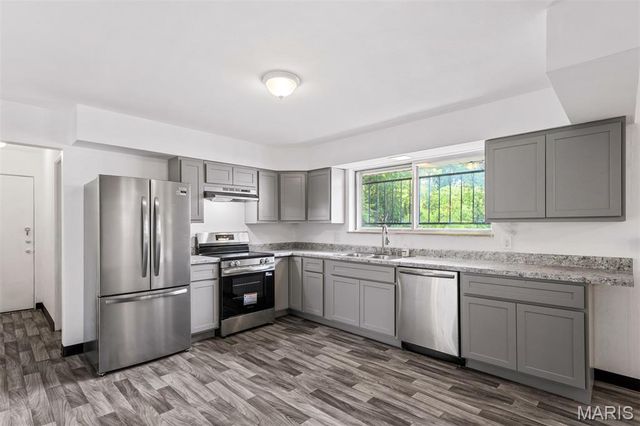 41 Harneywold Drive, Ferguson, MO 63136