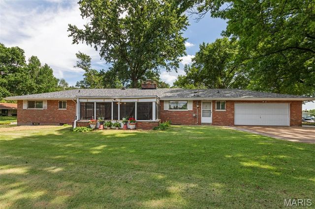 41 Harneywold Drive, Ferguson, MO 63136