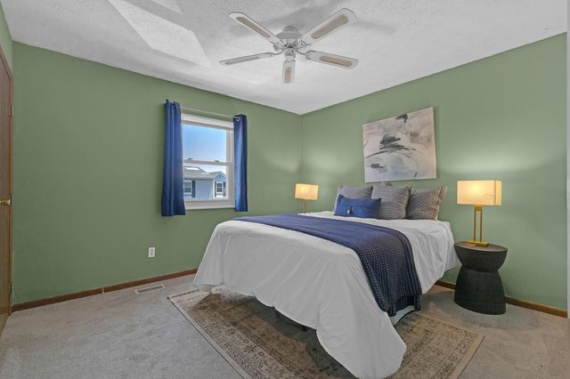 927 Annagladys Drive, W3, Columbus, OH 43085