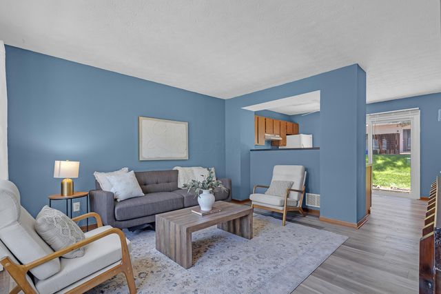 927 Annagladys Drive, W3, Columbus, OH 43085