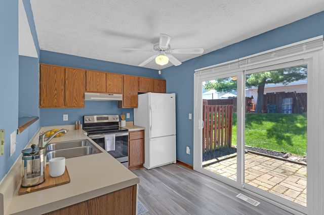 927 Annagladys Drive, W3, Columbus, OH 43085