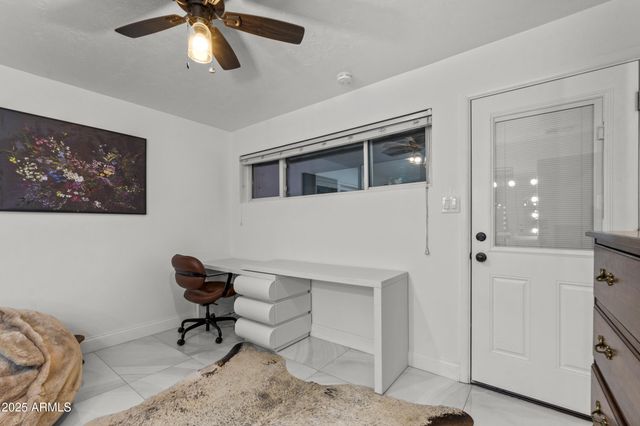 3938 E CHEERY LYNN Road, Phoenix, AZ 85018