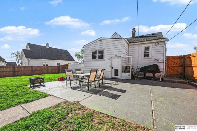 3910 M Street, Omaha, NE 68107