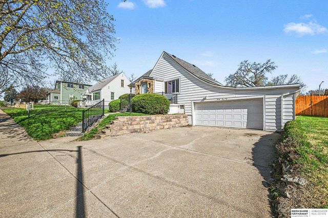 3910 M Street, Omaha, NE 68107