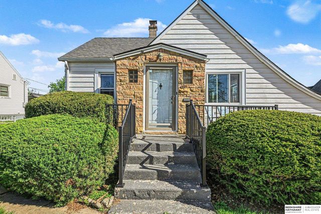 3910 M Street, Omaha, NE 68107