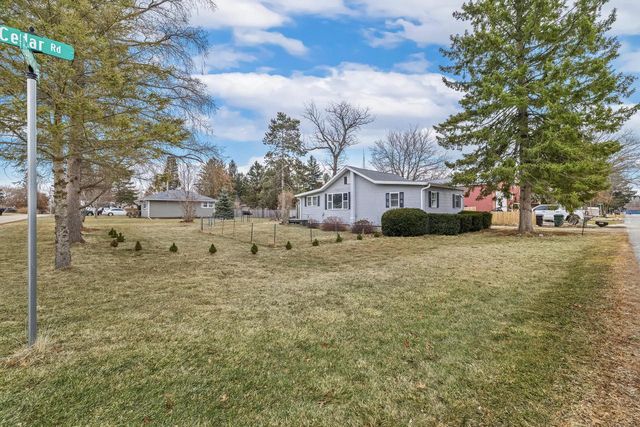 N1340 Cedar ROAD, Genoa City, WI 53128