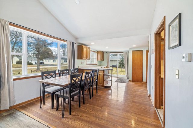 N1340 Cedar ROAD, Genoa City, WI 53128