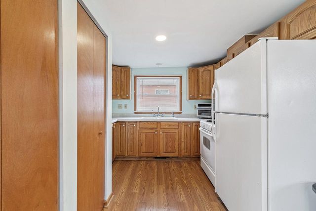 N1340 Cedar ROAD, Genoa City, WI 53128