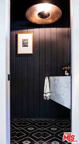 3611 Meier Street, Los Angeles, CA 90066