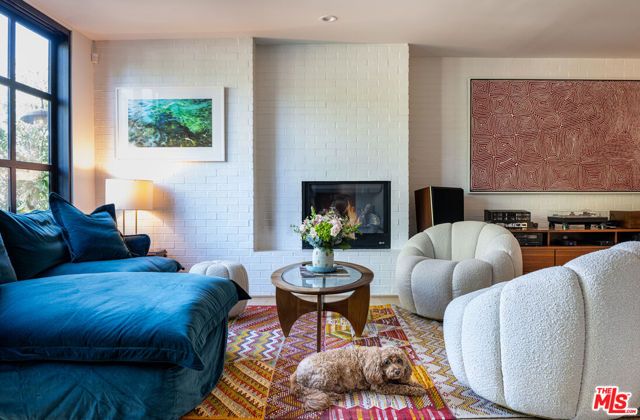 3611 Meier Street, Los Angeles, CA 90066