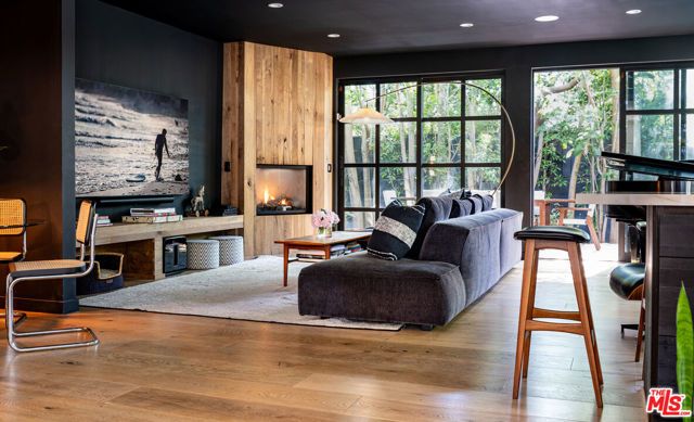 3611 Meier Street, Los Angeles, CA 90066