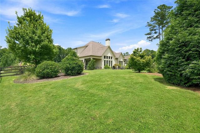 5271 Merlot Drive, Acworth, GA 30101