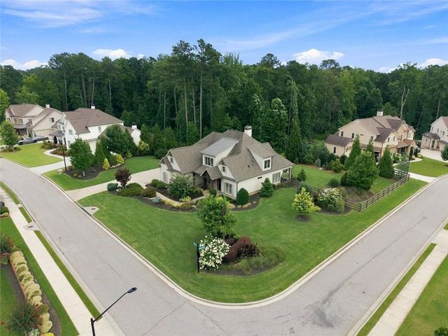 5271 Merlot Drive, Acworth, GA 30101