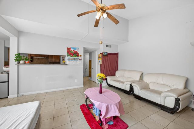 7709 Shadow Hill Lane, Houston, TX 77072