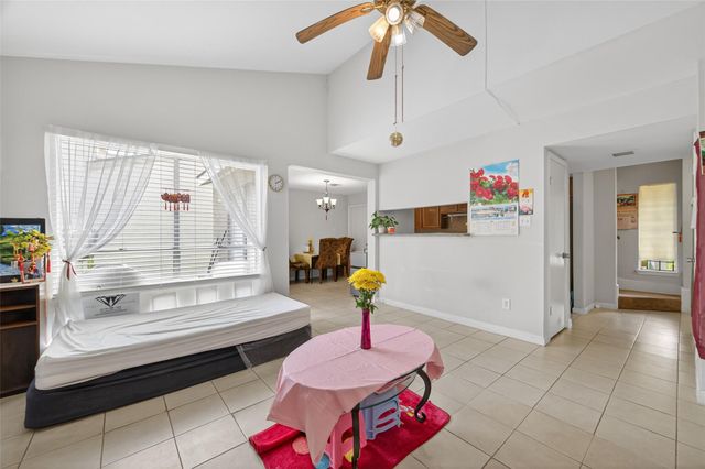 7709 Shadow Hill Lane, Houston, TX 77072