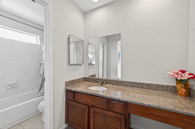 7709 Shadow Hill Lane, Houston, TX 77072