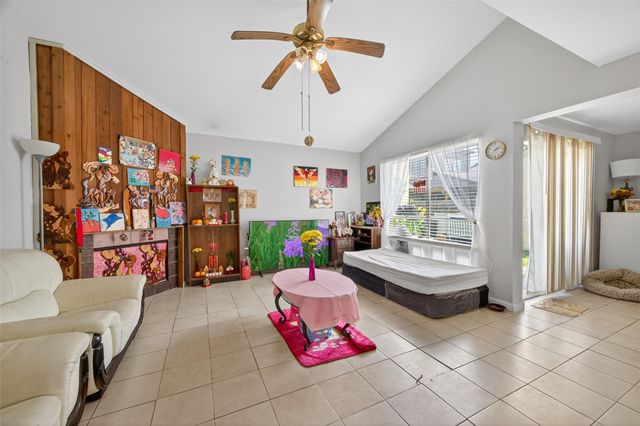 7709 Shadow Hill Lane, Houston, TX 77072