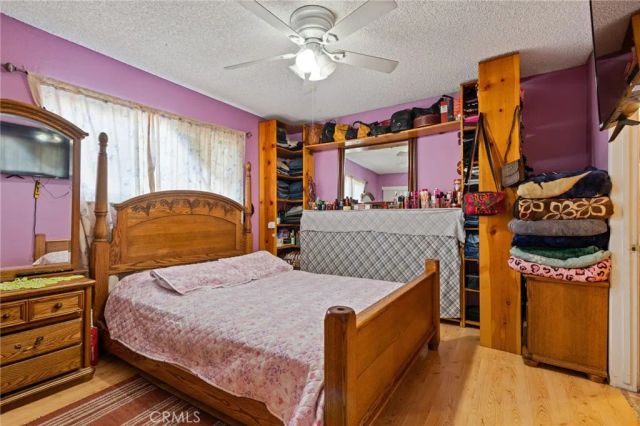 415 E Avenue J13, Lancaster, CA 93535