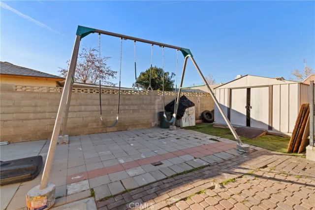 415 E Avenue J13, Lancaster, CA 93535