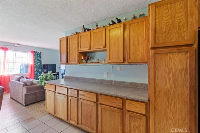 415 E Avenue J13, Lancaster, CA 93535