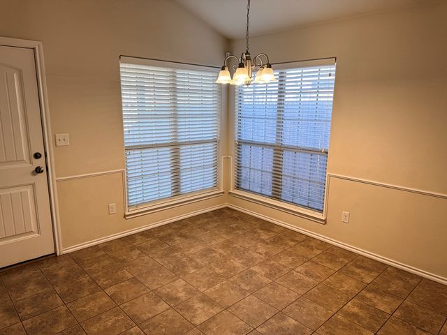 918 Nolan Ryan Dr, Midland, TX 79706