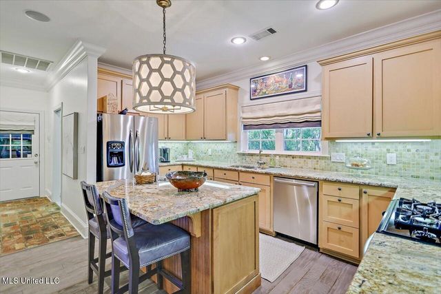 317 Golden Pond Drive, Madison, MS 39110