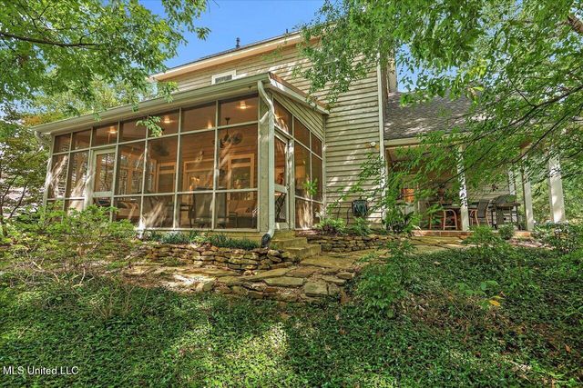 317 Golden Pond Drive, Madison, MS 39110