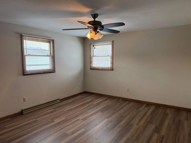 2804-2806 Mineral Point Avenue, Janesville, WI 53548