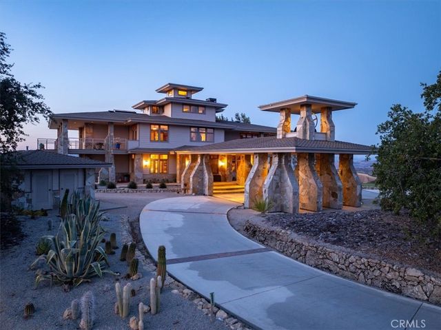76346 Bryson Hesperia Road, Bradley, CA 93426
