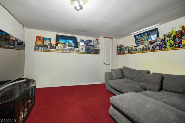 55 Hamilton Ave, Clifton City, NJ 07011