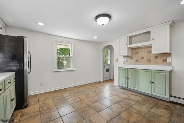 55 Hamilton Ave, Clifton City, NJ 07011