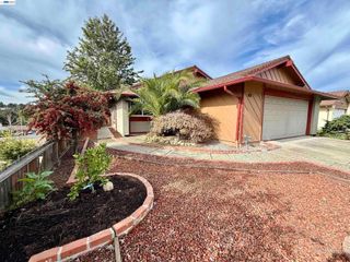 797 797 Coral Ridge Cir, Rodeo, CA 94572