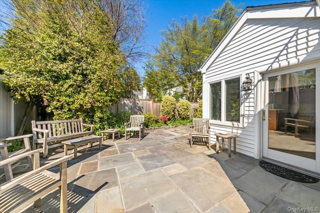 81 Sargent Road, Scarsdale, NY 10583