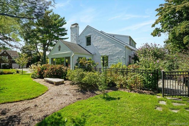 81 Sargent Road, Scarsdale, NY 10583