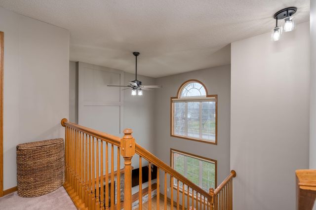 730 Debbie Lane, Carver, MN 55315