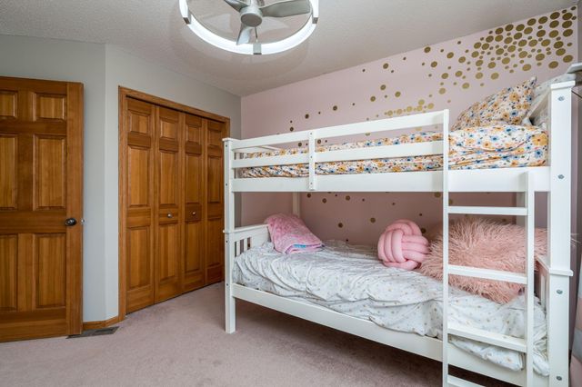 730 Debbie Lane, Carver, MN 55315