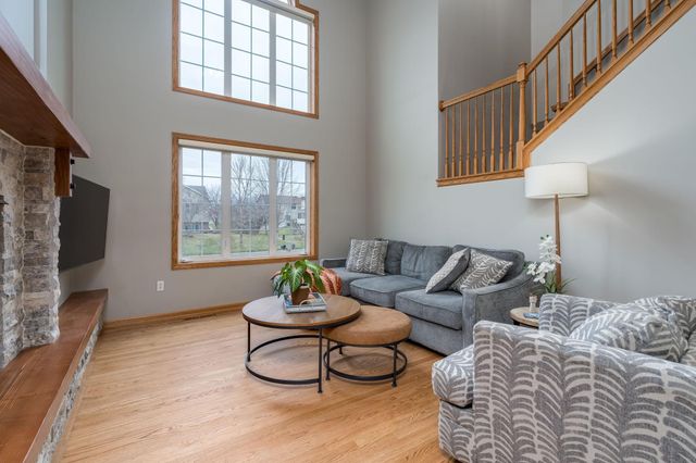 730 Debbie Lane, Carver, MN 55315